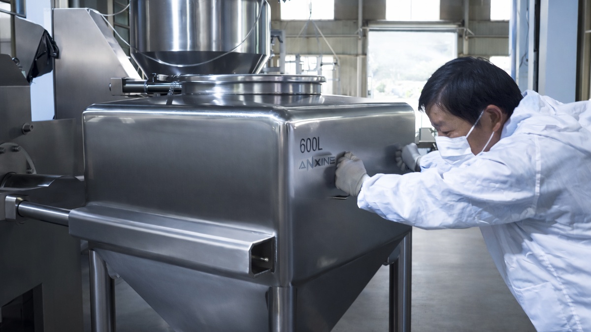 ACB Series Post Hoist IBC Blender Operation