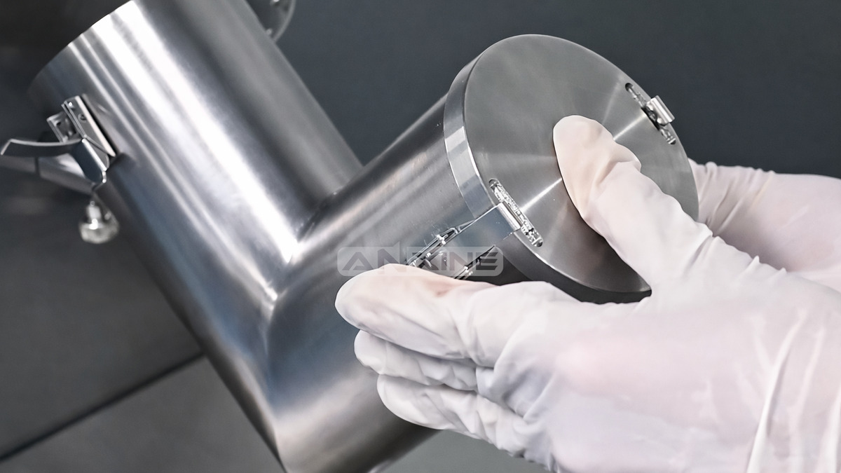 V-1 V Blender Operation