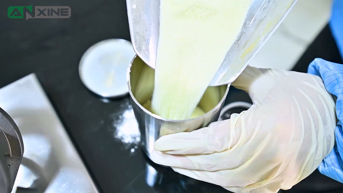 SBH-I 3D Powder Mixer Operation