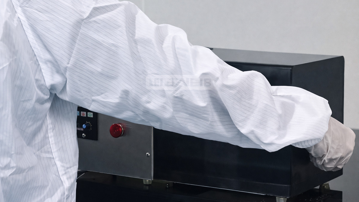 V-1 V Blender Operation