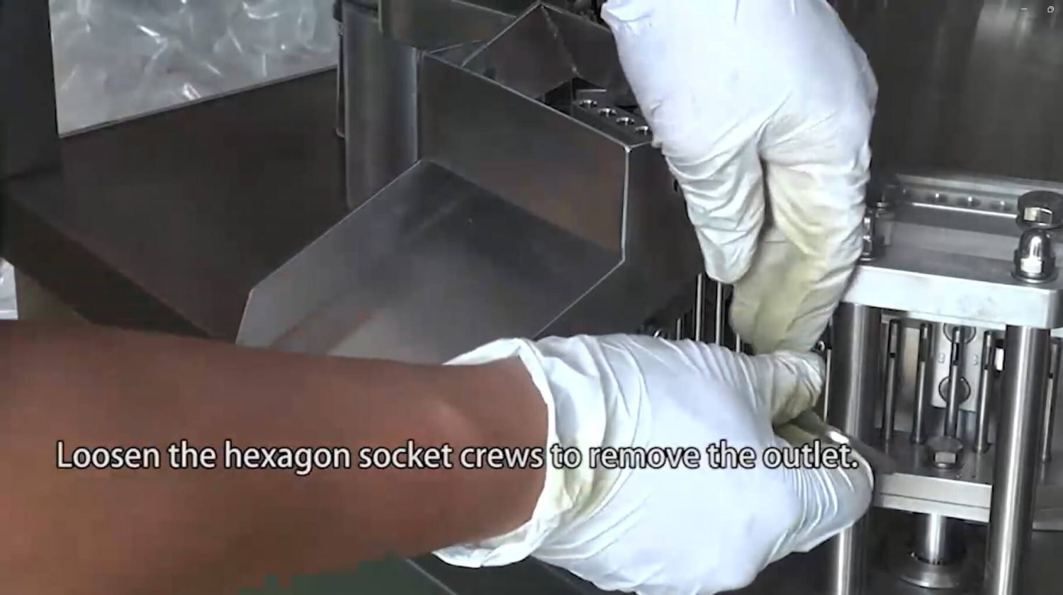 How to Remove the Molds