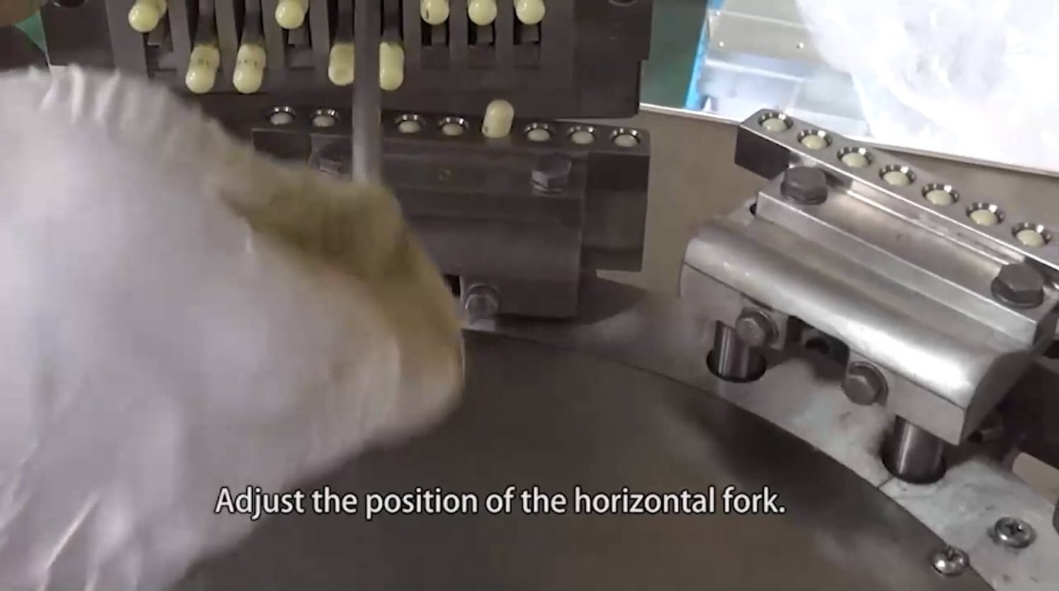 How to Install the Molds