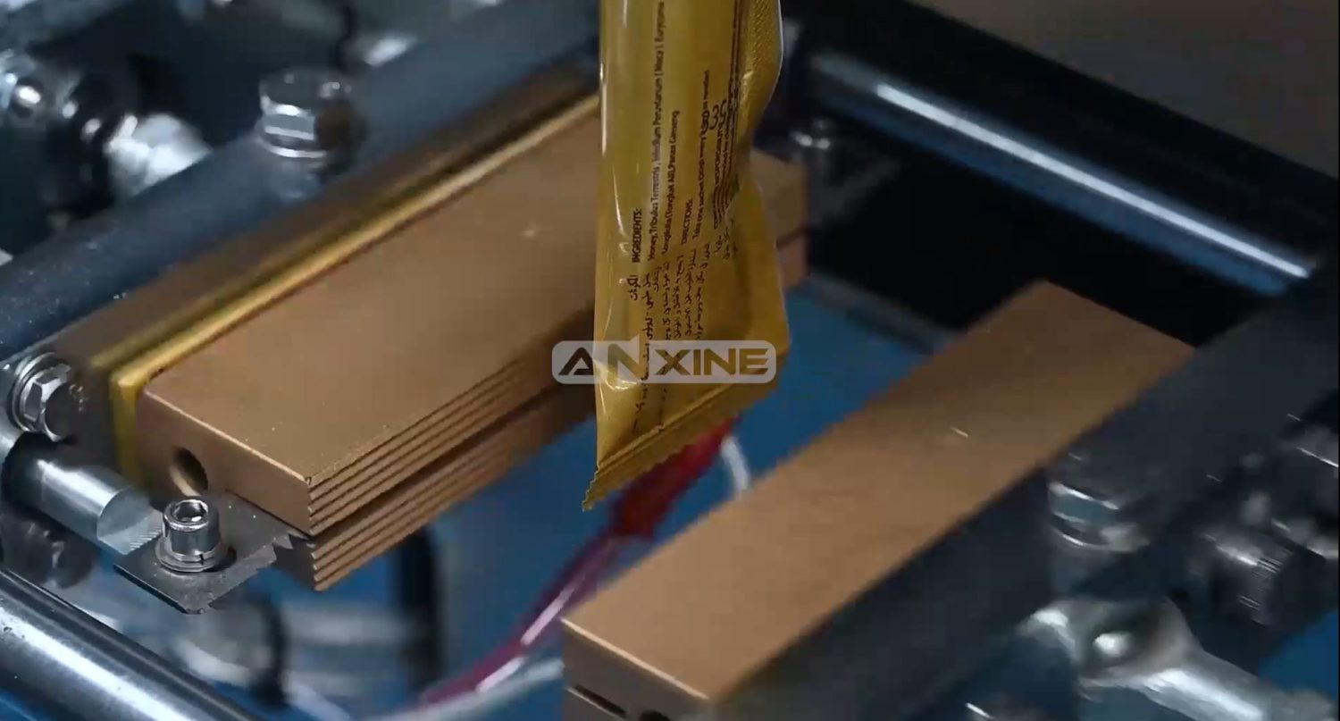 Vertical Form Fill Seal Machine (VFFS)