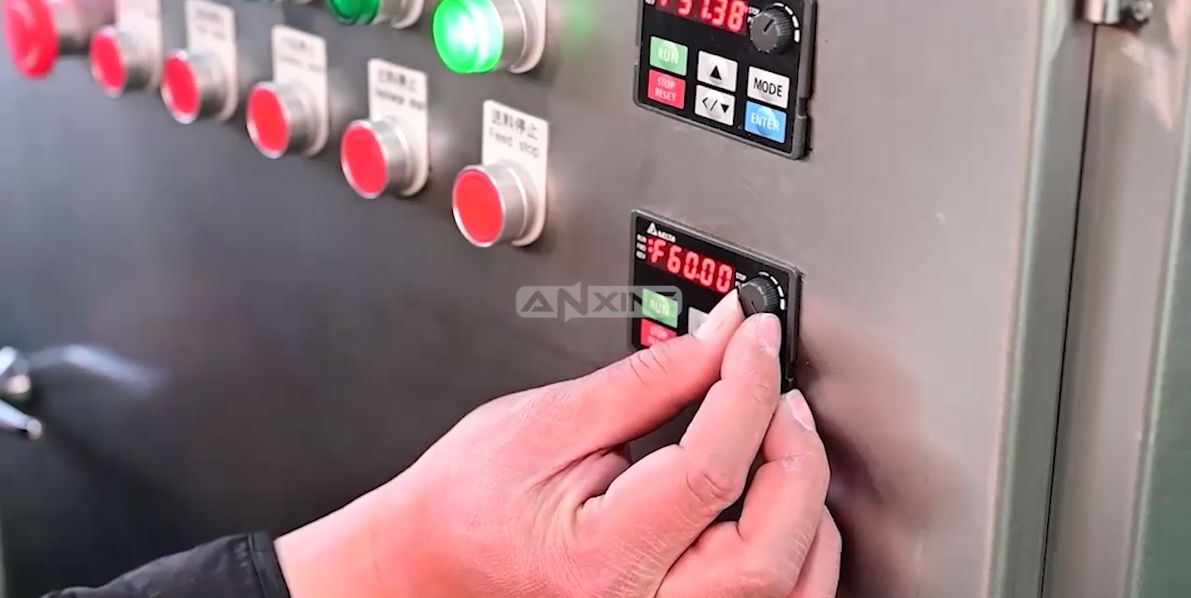 CF-15 Powder Grinder Operation