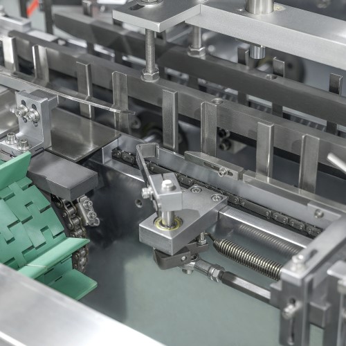 Carton closing and sealing part