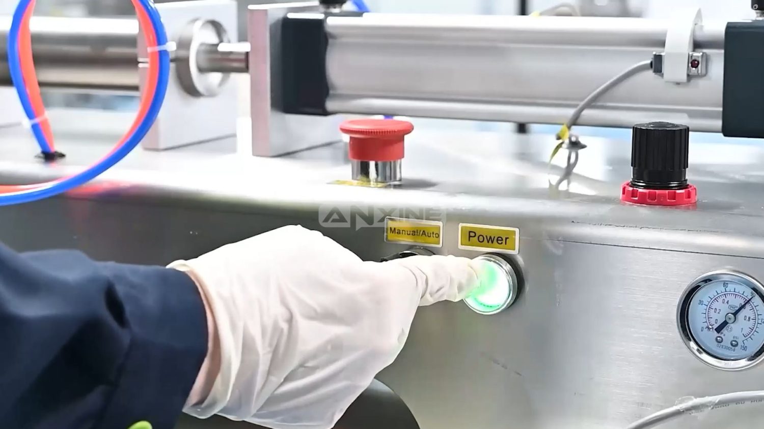 Liquid Filling Machine C1WG Series Cleaning