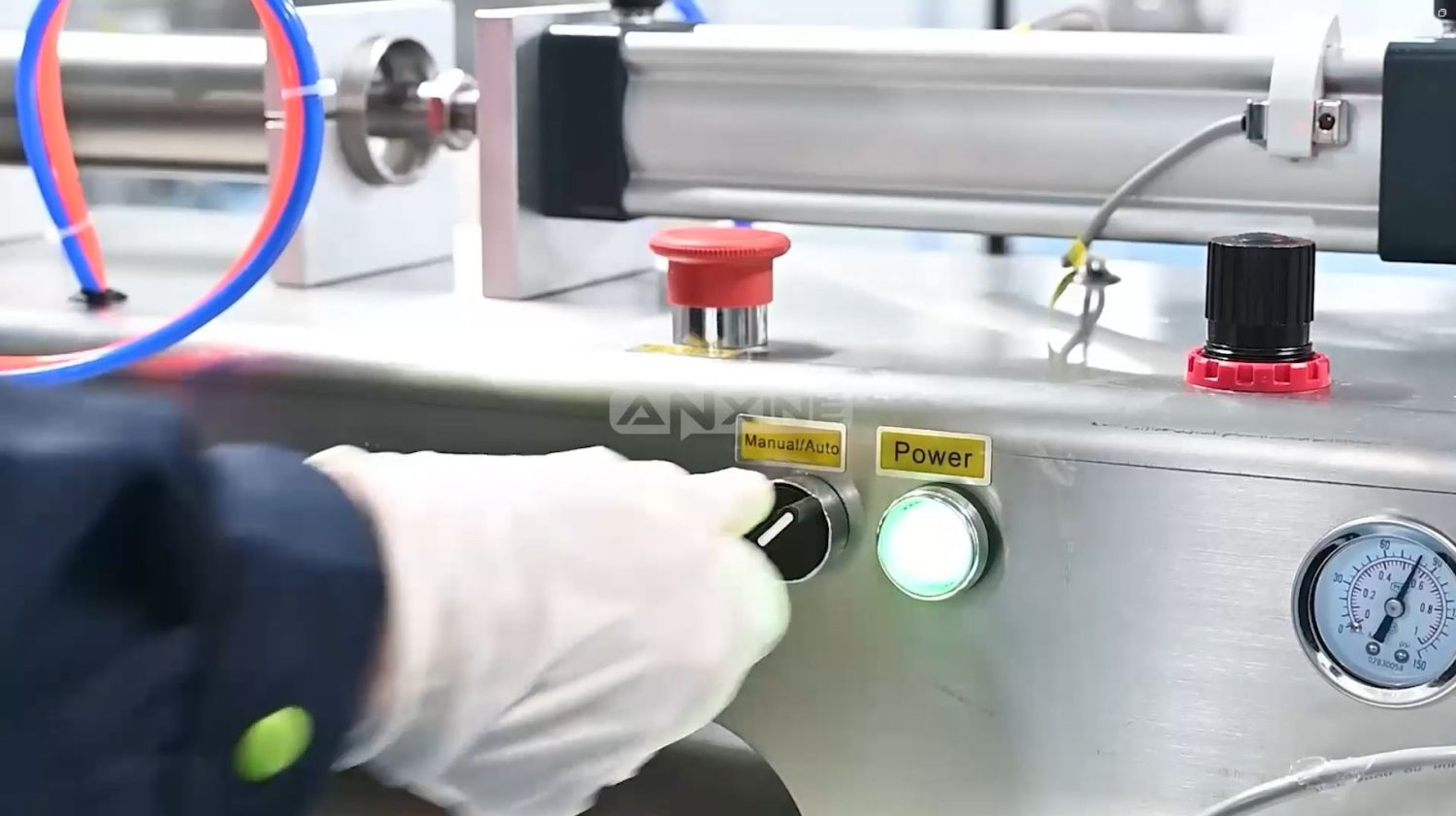 Liquid Filling Machine C1WG Series Cleaning