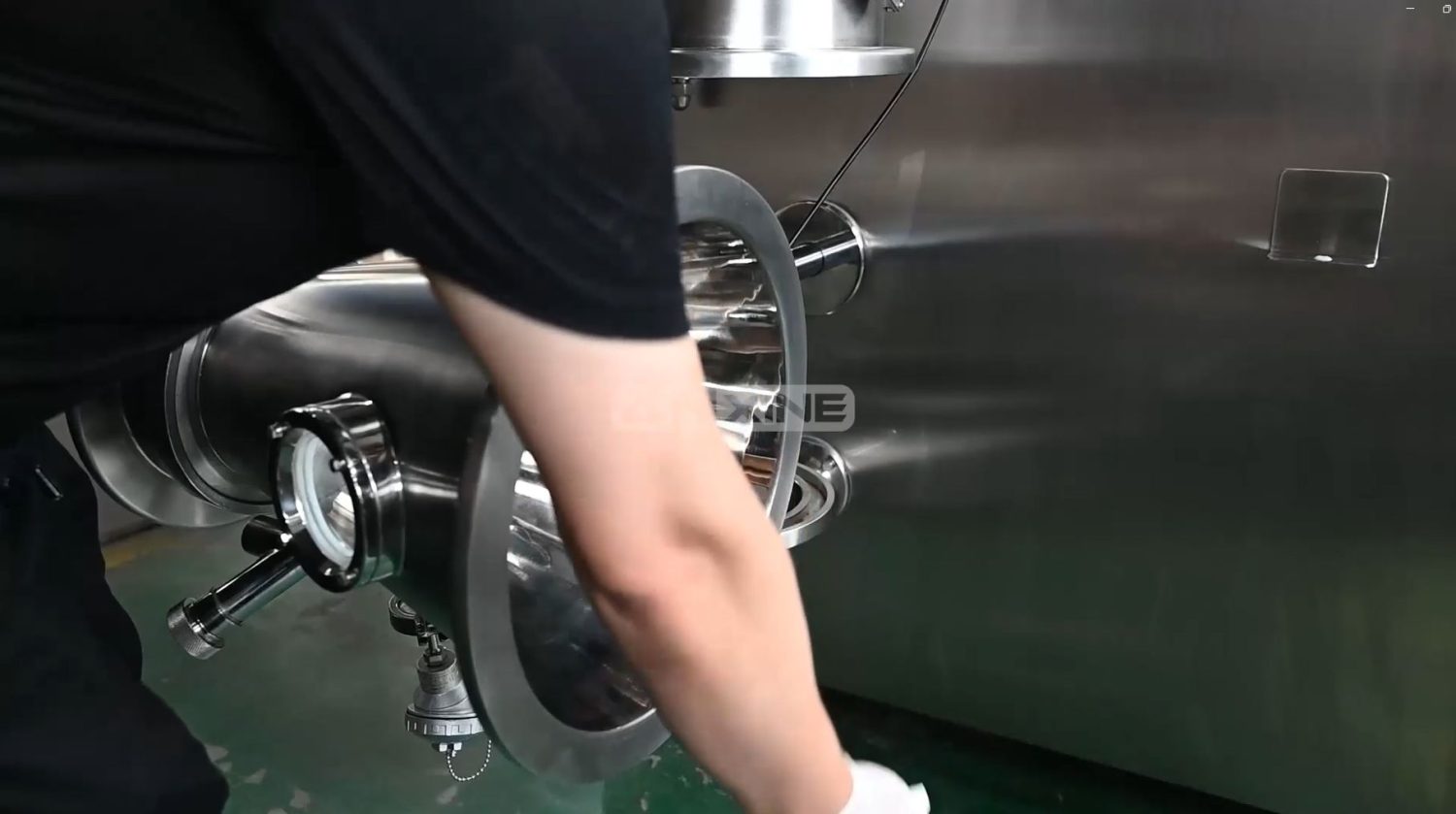 Operate the Dry Granulator Machine CFG-5D